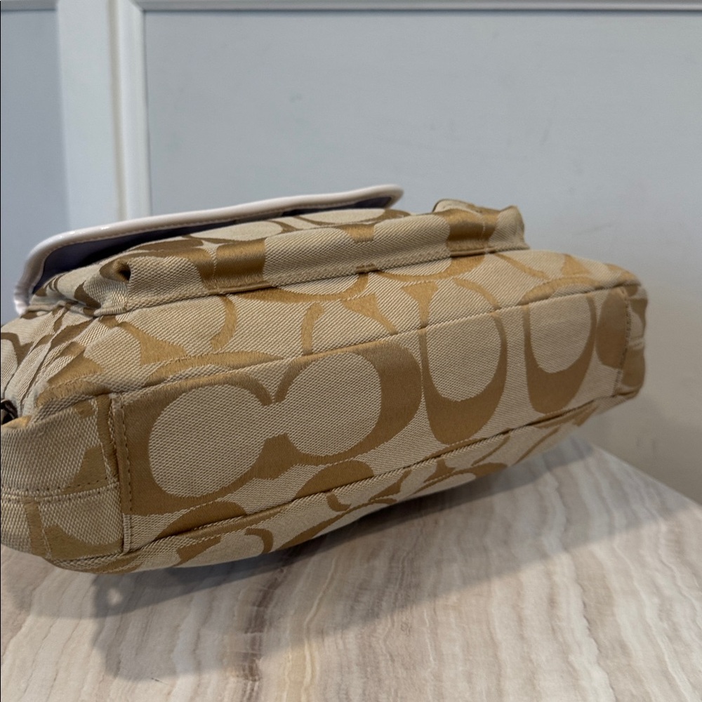 Coach Daisy File Signature Jacquard Tan Crossbody - Picture 8 of 17